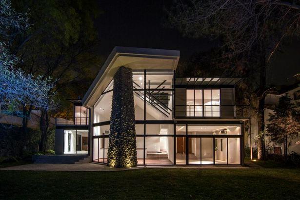 Sobrado + Ugalde Arquitectos