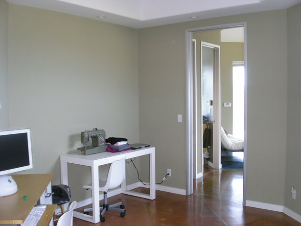 Master Bedroom Parlor/sewing room