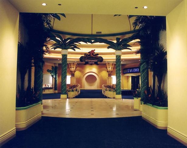 Isle of Capri Hotel Casino - Tunica Theater Entrance