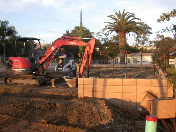 construction re-commences...2013