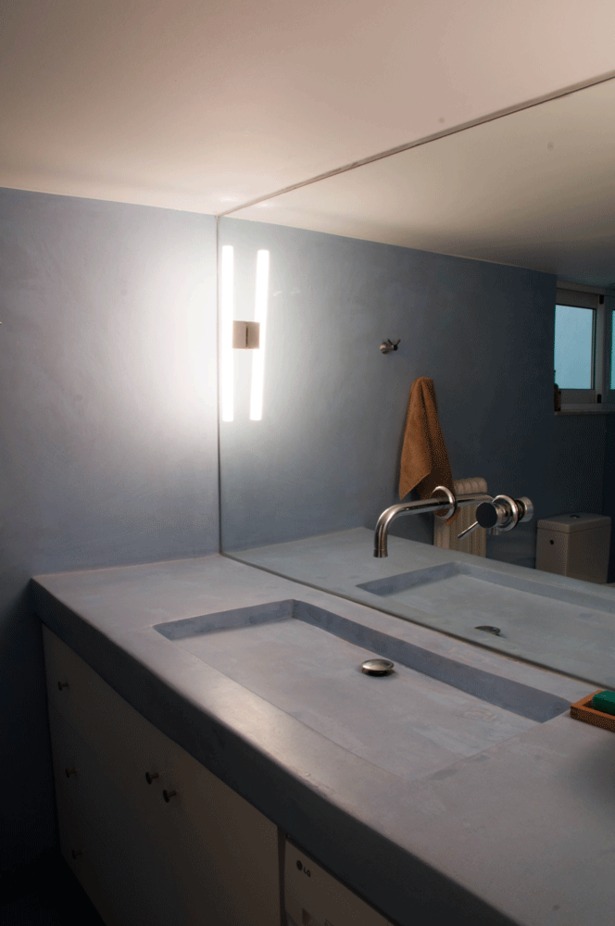 blue bathroom