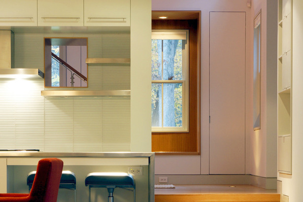 Four Gables Detail Dining/Hall. Photo: T.G. Olcott.