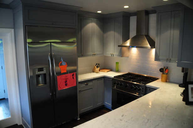 Rerouting access to the kitchen allowed more counter space.
