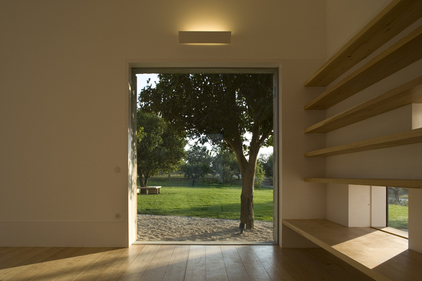 Interior Fernando Guerra Photo