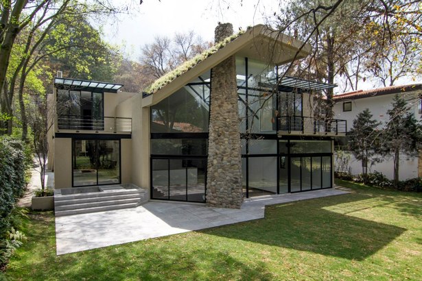 Sobrado + Ugalde Arquitectos