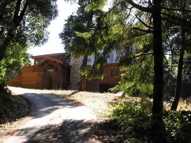 Driveway to Main Entry