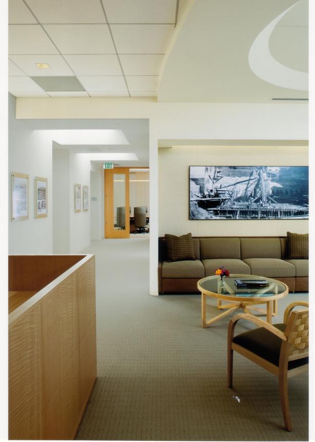 Executive Floor Seating Area