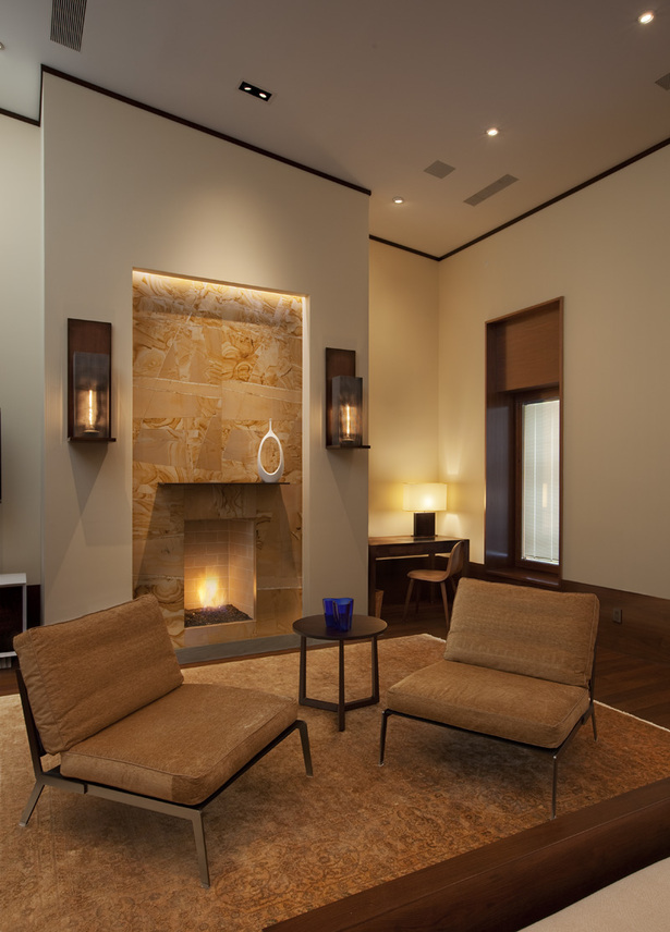 master sitting area