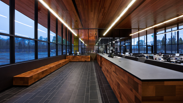 Public Lobby & Officer Work Area