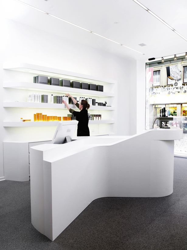 Ground Floor reception desk 