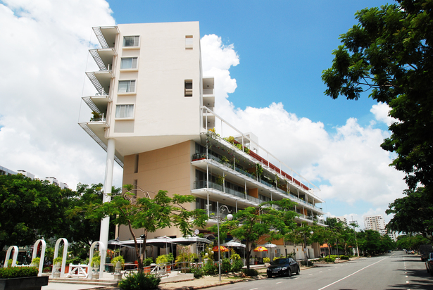 Garden Plaza