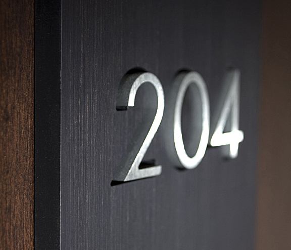 Suite ID ADA closeup