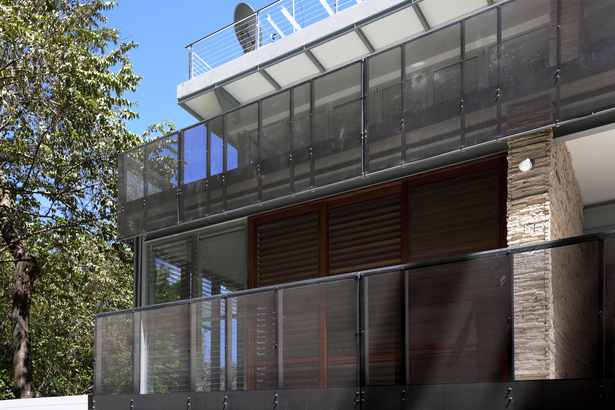 side facade