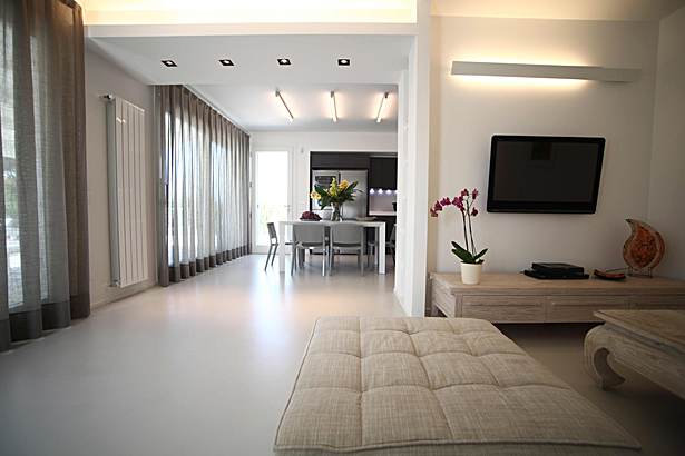 living and kitchen view