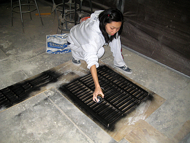 Spray Painting Structure