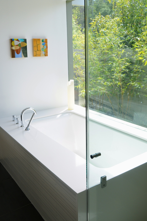 Master bathtub