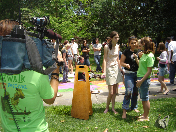 It can be used in smaller scenarios where recycled materials are not a major trash componet.