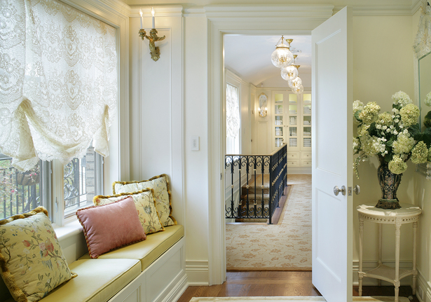 Window seat, master bedroom