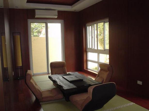 Tatami Room