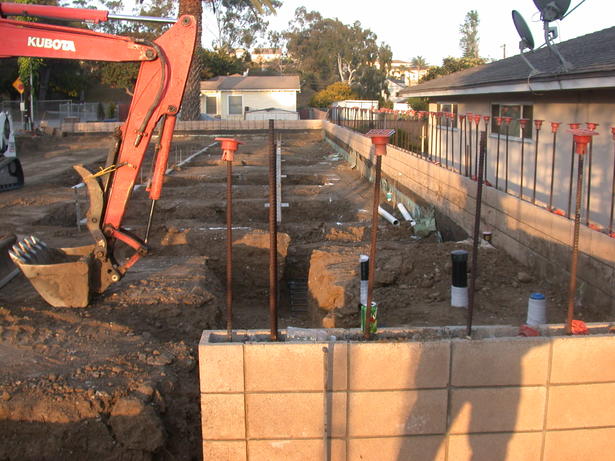 construction begins again- almost existing wall from 2005? 