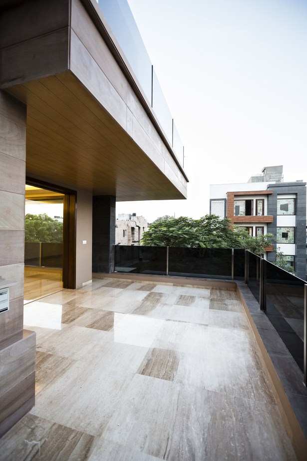 Deck on Upper Floor