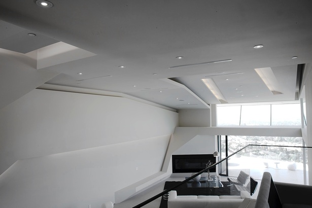 View of grand room from entry (photo: Arshia Mahmoodi)