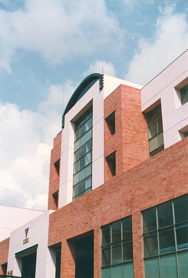 Low rise office