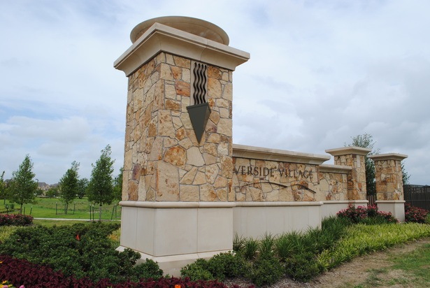 Community Main Entry Wall and Sign