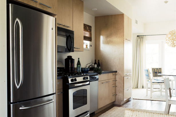 GreeN.O.LA Kitchen. Photo: Max Kim-Bee