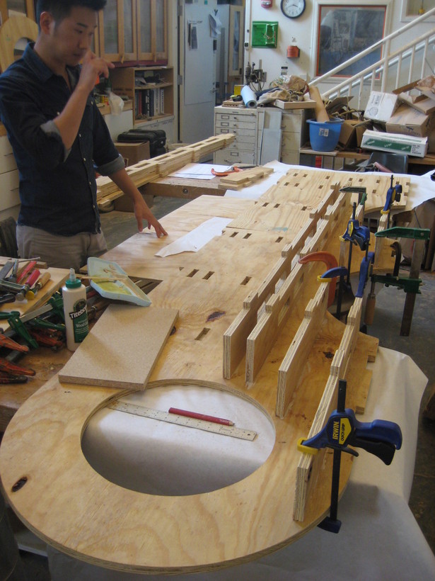 assembling exhibition arms