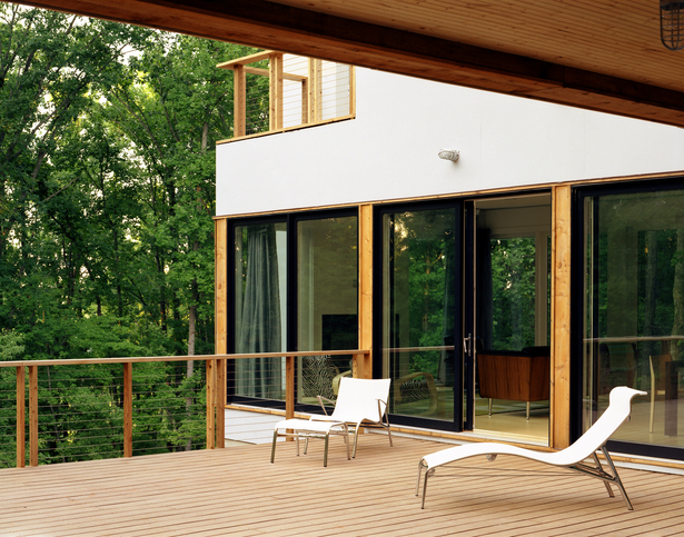 Dwell deck, © Roger Davies