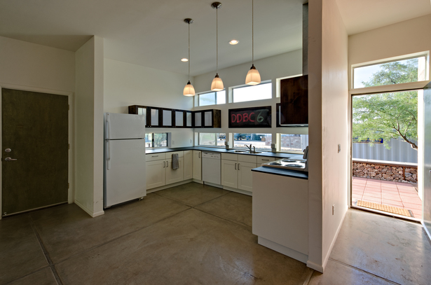finished kitchen (photography by Liam Frederick)