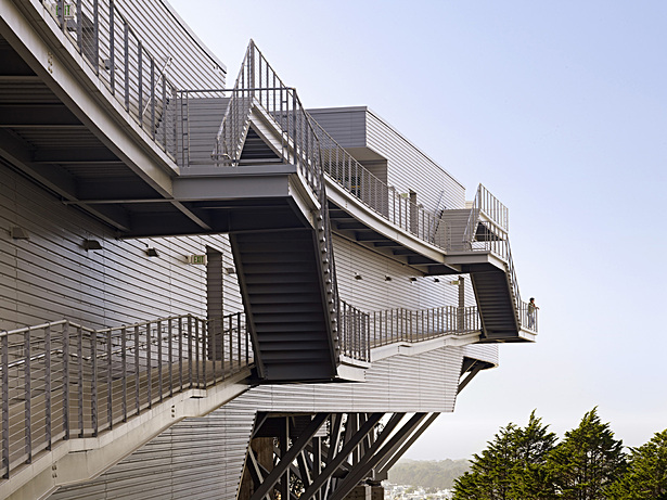 Photo courtesy of Rafael Viñoly Architects, Copyright Bruce Damonte