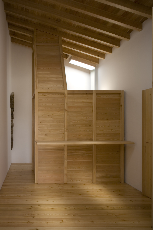 Bathroom Structure Fernando Guerra Photo