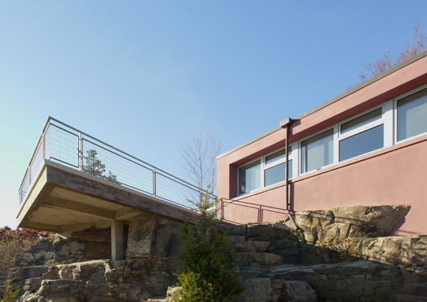 CONNECTICUT SHORE HOUSE – Main house exterior