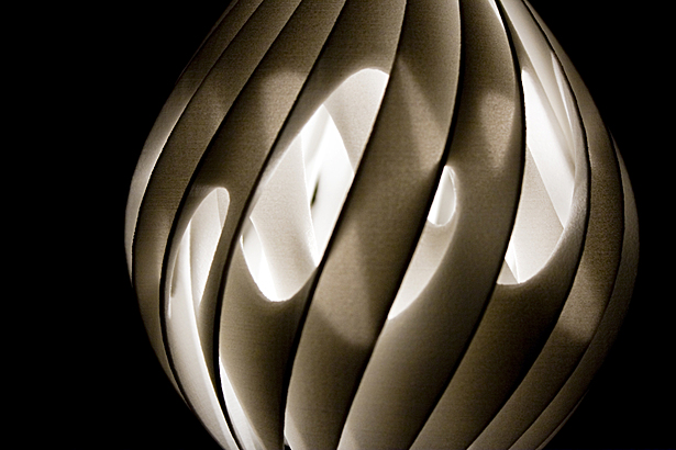 VOVA Lamp Side View 1