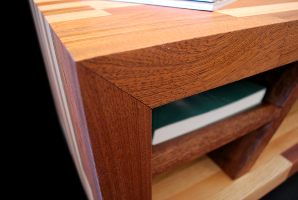 Corner / Shelf Detail