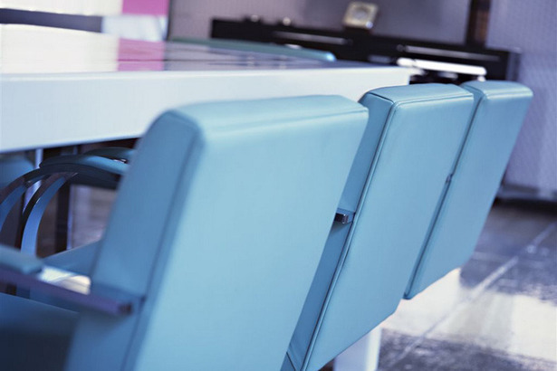 Flexi Loft Dining Detail. Photos: Eric Laignel; T. G. Olcott