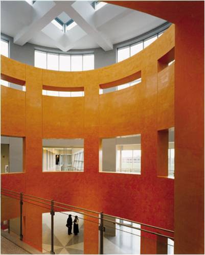 Central element in Rotunda