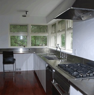 343 Kitchen