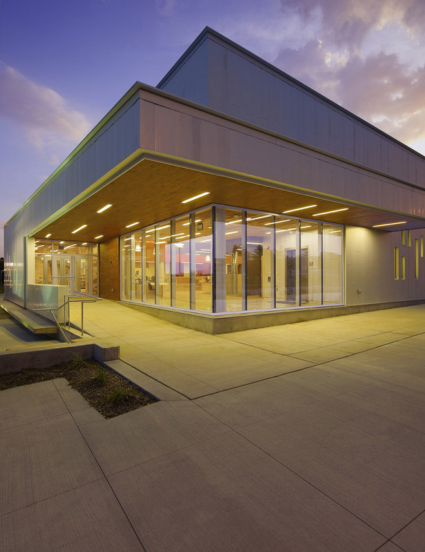Ann Arbor District Library - Traverwood Branch (Image: inForm Studio)
