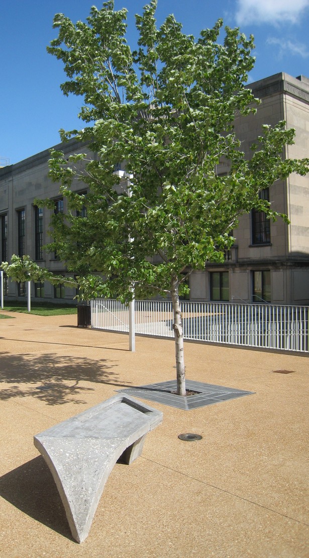 Noguchi Bench_Sam Fox School of Design Courtyard