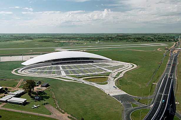Photo courtesy of Rafael Viñoly Architects, Copyright Daniela Mac Adden