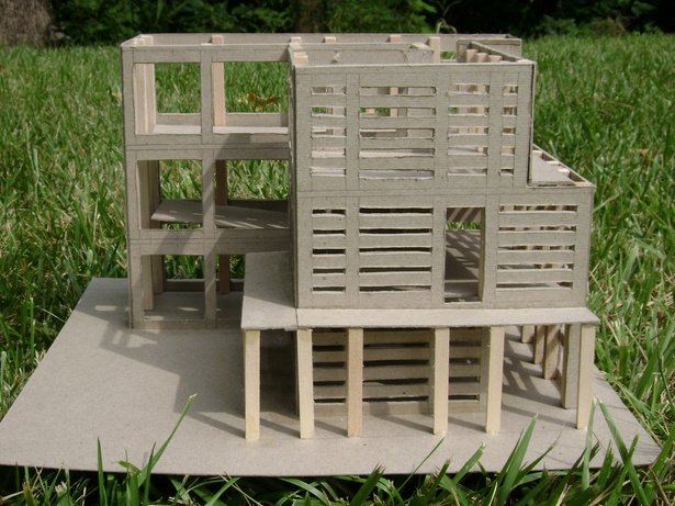 An exterior shot. Each wall had a a different rhythm, which gave them separate meanings. The vertional quality showed a similiarity to the tree landscape around. 