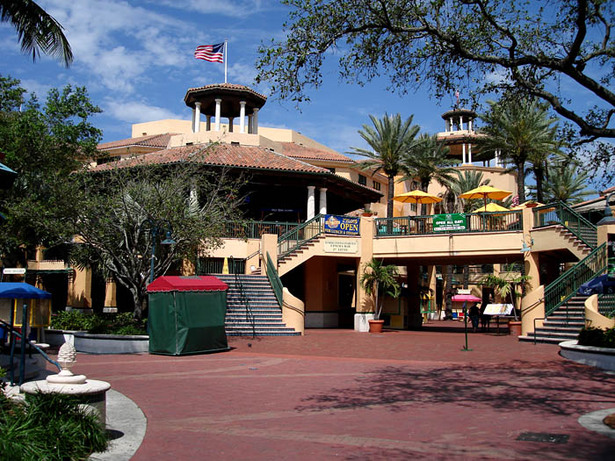 Riverwalk/Las Olas Plaza