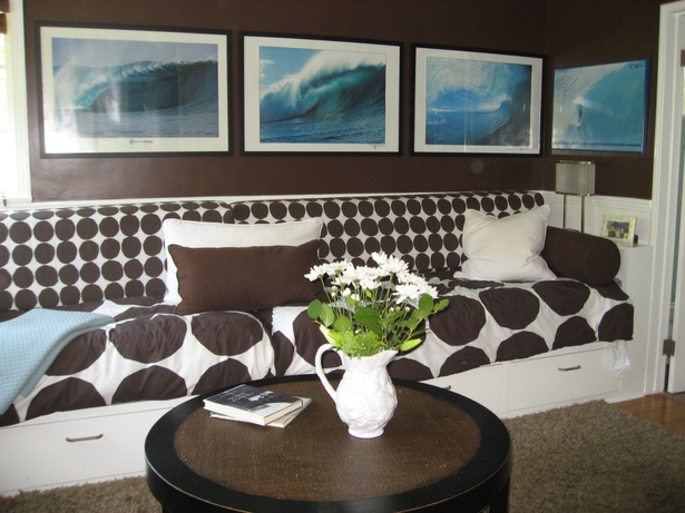 teenage boy's surfer room