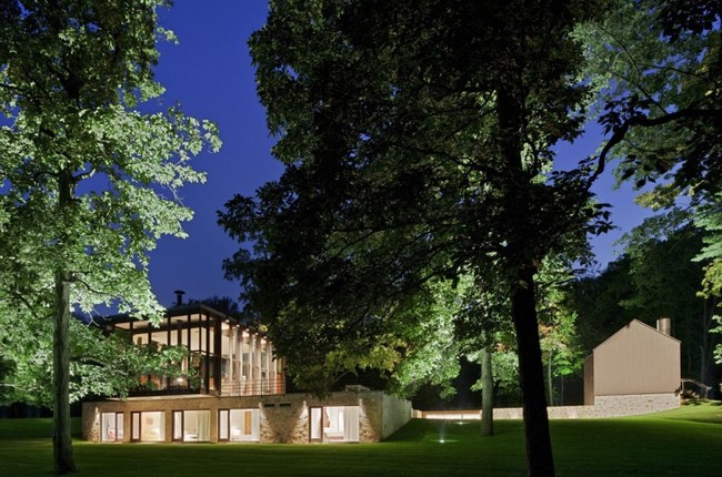 http://awesomearchitecture.net/country-estate-in-new-canaan-connecticut-by-roger-ferris-partners/