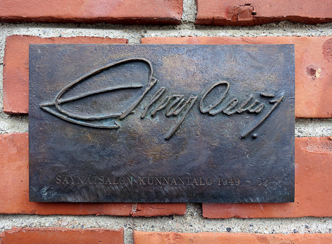 Alvar Aalto Signature at Säynätsalo Townhall