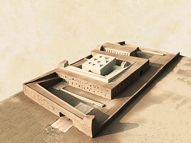 Holcim Bronze Award: Training center for sustainable construction, Marrakesh, Morocco by Anna Heringer, Germany in collaboration with Elmar Nägele, Austria; Salima Naji, Morocco; Martin Rauch, Baukunst GmbH, Austria; Ernst Waibel, Nägele Waibel Architects, Austria: Working model.