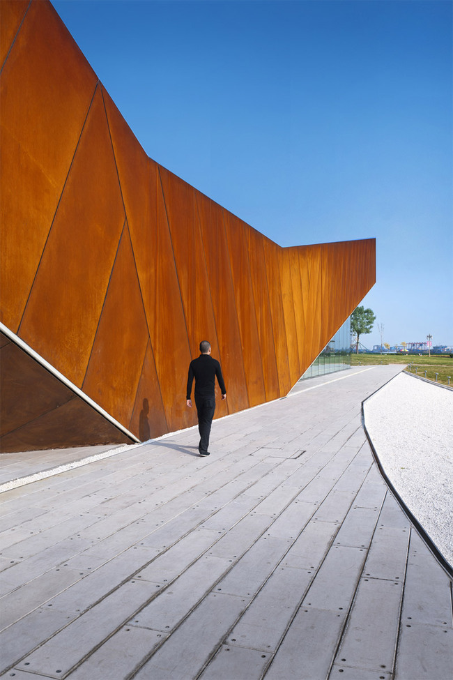 Vanke Triple V Gallery in Tianjin, China by Ministry Of Design
